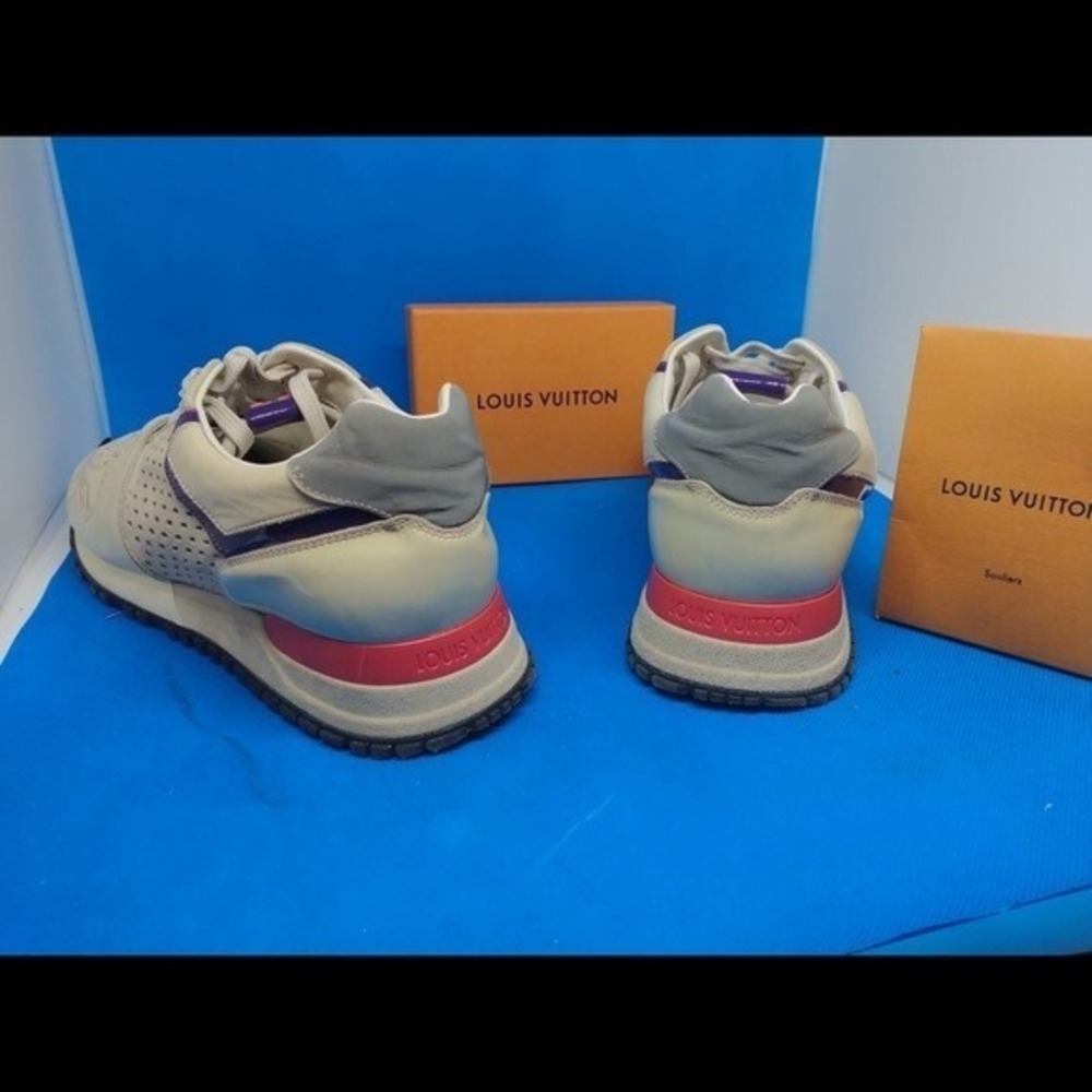 Size 36 1/2 - Louis Vuitton Runaway rare sneakers - GO1104 - Picture 2 of 5